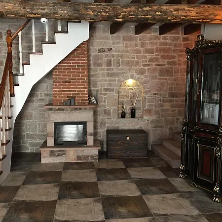 Hekatonisa Ayvalı