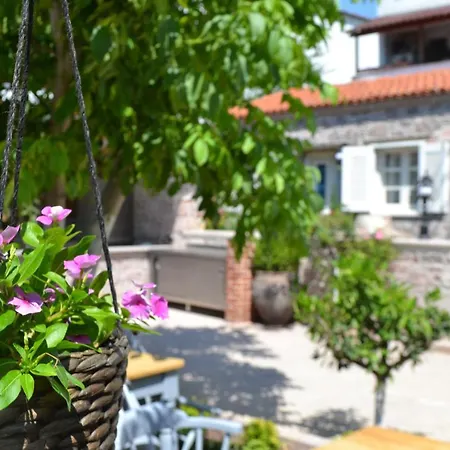 Hotel Hekatonisa 4*