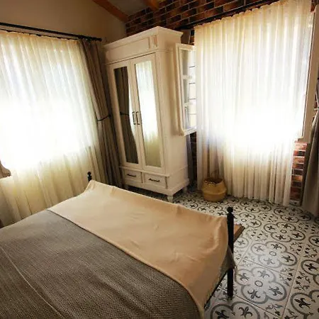 Hotel Hekatonisa